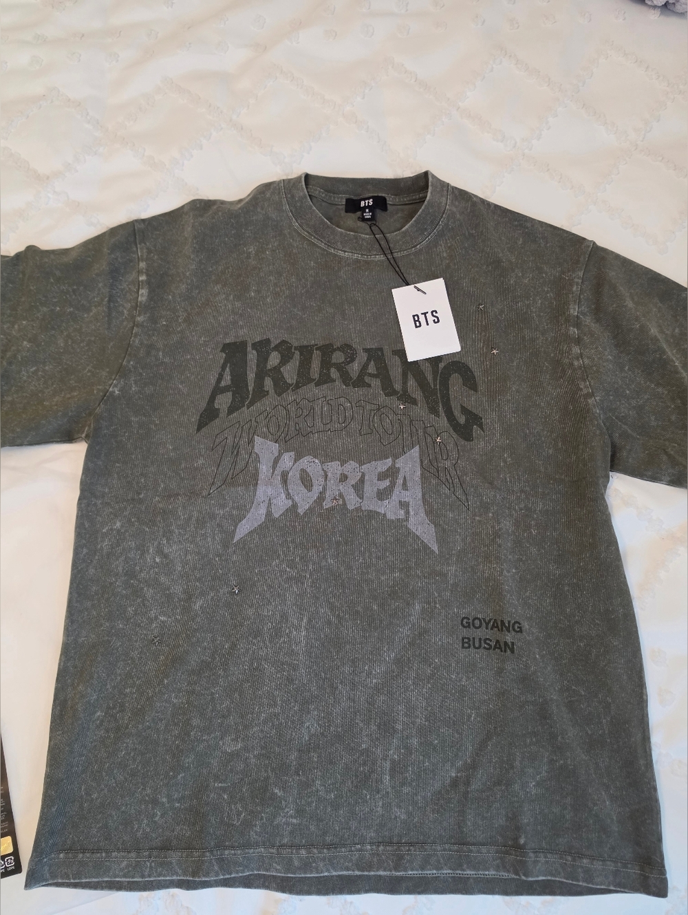 BTS Arirang World Tour Korea T-Shirt Green size M